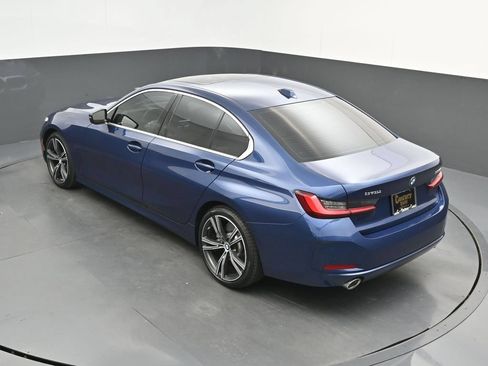 Used 2024 BMW 330i Sedan w/ Premium Package RWD image 36