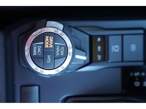 Used 2026 Toyota Tacoma TRD Off-Road image 21