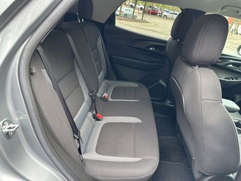 Used 2023 Chevrolet TrailBlazer LT w/ Convenience Package AWD/4WD image 29