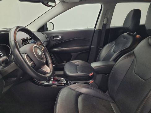 Used 2018 Jeep Compass Limited w/ Navigation Group AWD/4WD image 17
