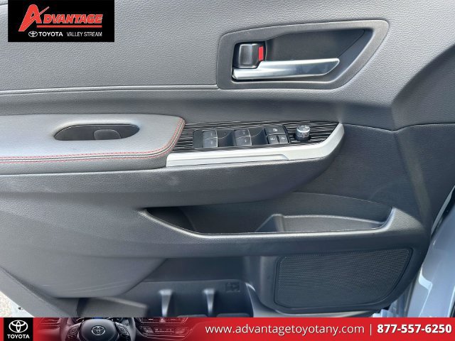 Used 2026 Toyota Sienna XSE FWD image 21
