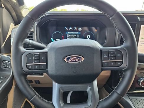 Used 2026 Ford F250 Lariat w/ Chrome Package AWD/4WD image 12