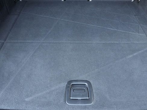 Used 2023 BMW iX xDrive50 w/ Premium Package image 32