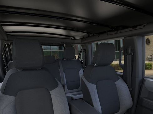 New 2025 Ford Bronco Big Bend image 12