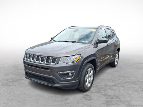Used 2020 Jeep Compass Latitude w/ Cold Weather Group AWD/4WD image 1