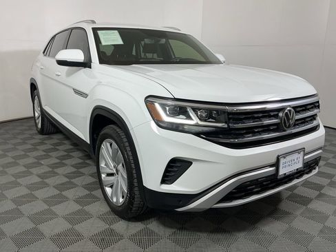 Used 2023 Volkswagen Atlas Cross Sport SE image 4
