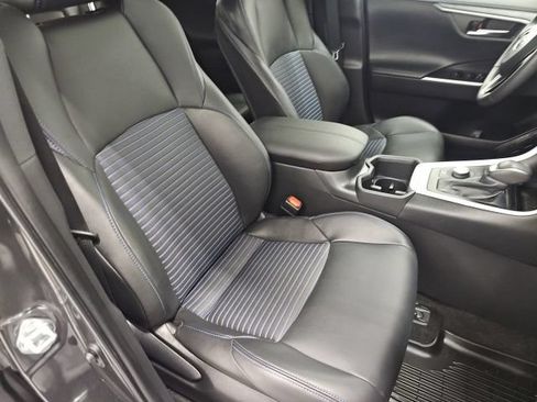 Used 2022 Toyota RAV4 XSE w/ XSE Grade Weather Package AWD/4WD image 38