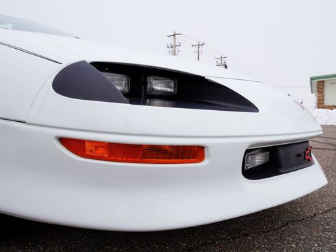 Used 1995 Chevrolet Camaro image 23