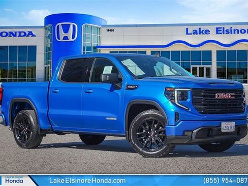 Used 2022 GMC Sierra 1500 Elevation image 1