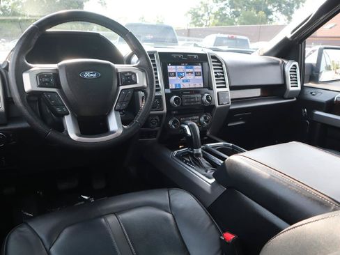 Used 2016 Ford F150 Platinum w/ Equipment Group 701A Luxury AWD/4WD image 18
