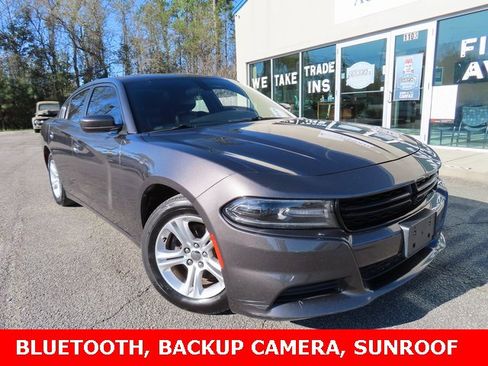 Used 2021 Dodge Charger SXT w/ Leather Interior Group image 1