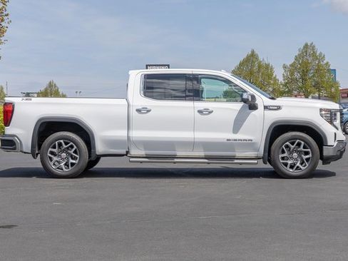 Used 2022 GMC Sierra 1500 SLT w/ SLT Convenience Package image 5