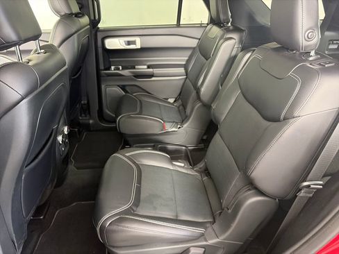 Certified 2020 Ford Explorer ST w/ Premium Technology Package AWD/4WD image 13