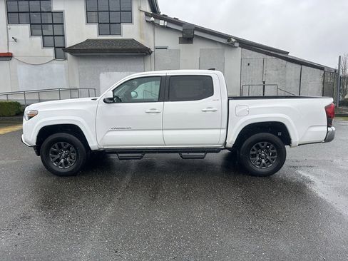 Certified 2023 Toyota Tacoma SR5 image 8