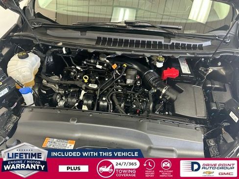 Used 2024 Ford Edge Titanium image 13