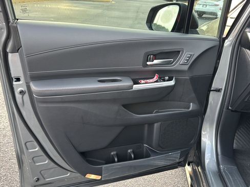 New 2026 Toyota Sienna Platinum image 13