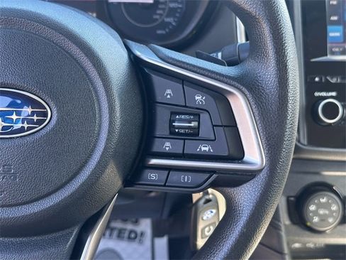 Used 2022 Subaru Impreza 2.0i Premium image 14