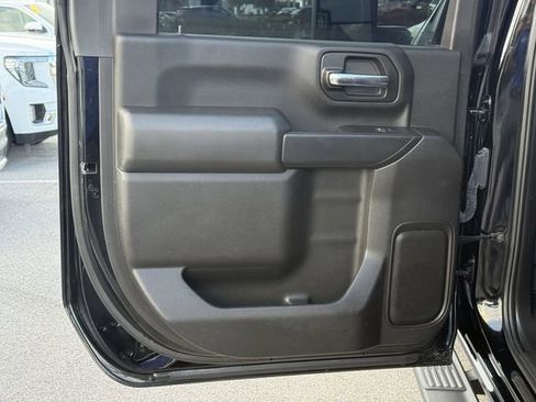 Used 2024 Chevrolet Silverado 2500 Custom w/ Custom Value Package image 35