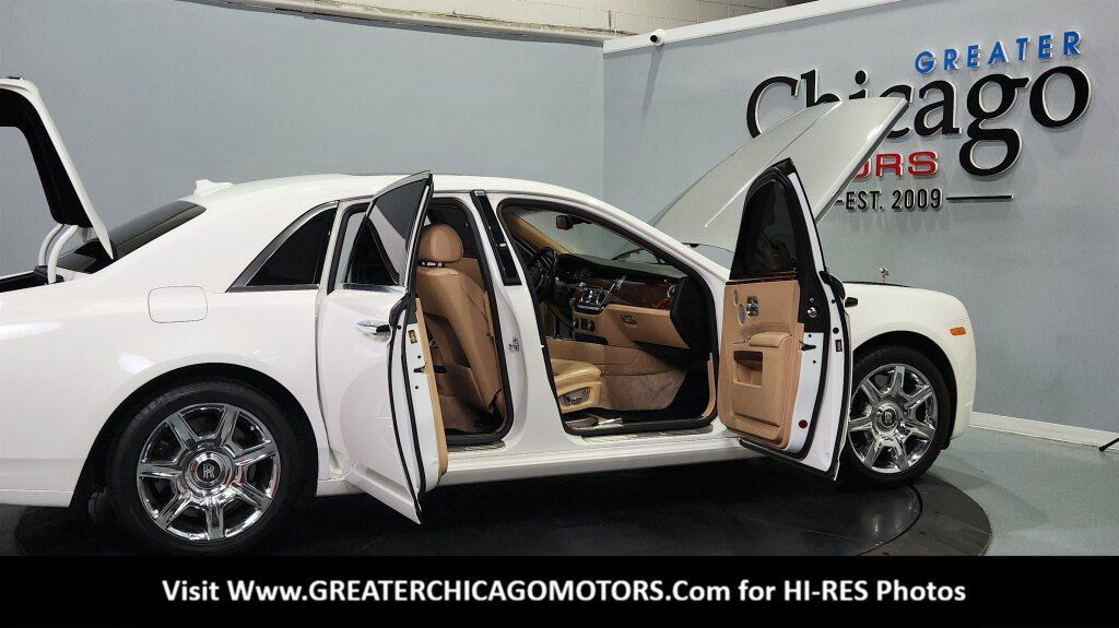 Used 2010 Rolls-Royce Ghost RWD image 22