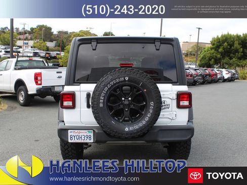 Used 2021 Jeep Wrangler Sport AWD/4WD image 8