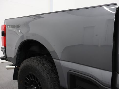 Used 2023 Ford F250 Lariat w/ Lariat Ultimate Package AWD/4WD image 30