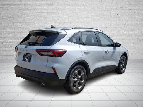 Used 2025 Ford Escape ST-Line FWD image 6