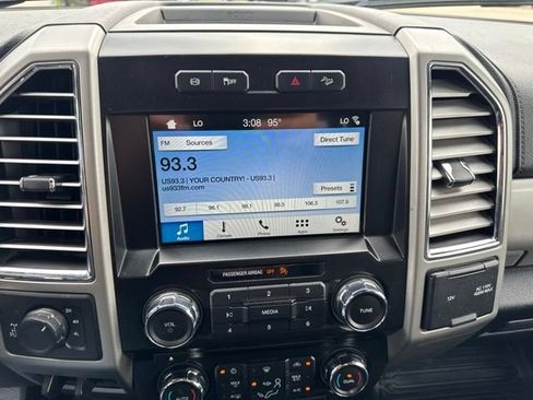 Used 2017 Ford F350 Lariat w/ FX4 4x4 Off Road Package image 30