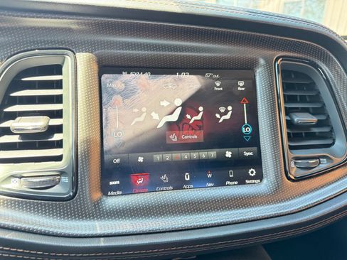 Used 2020 Dodge Challenger R/T Scat Pack RWD image 19