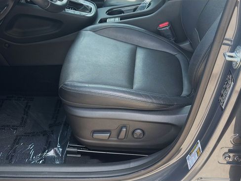Used 2023 Hyundai Kona Limited w/ Cargo Package FWD image 16