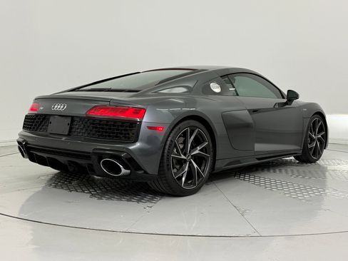 Certified 2021 Audi R8 V10 w/ Premium Package image 9