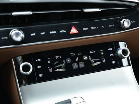 New 2026 Genesis GV70 2.5T Advanced image 39