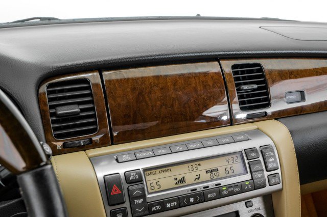 Used 2006 Lexus SC 430 Convertible RWD image 30