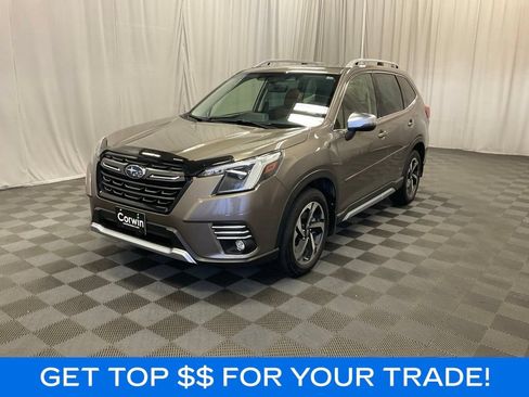 Used 2023 Subaru Forester Touring AWD/4WD image 3