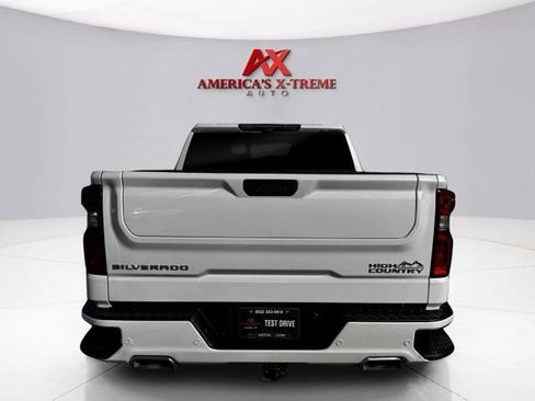 Used 2021 Chevrolet Silverado 1500 High Country w/ Technology Package RWD image 5