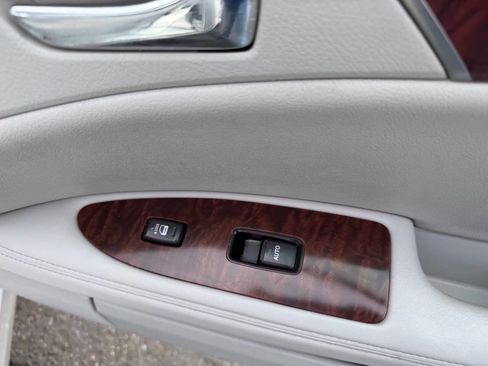 Used 2012 Toyota Avalon image 43