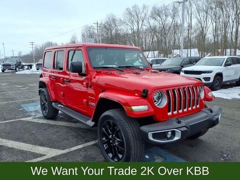 Used 2021 Jeep Wrangler Unlimited Sahara image 4