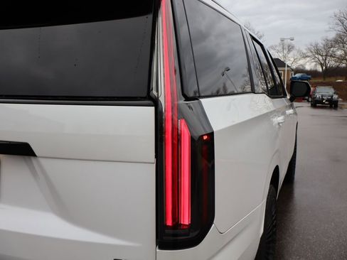 Used 2025 Cadillac Escalade Sport Platinum image 47
