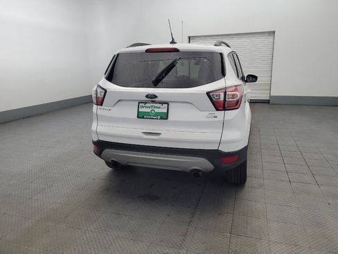 Used 2018 Ford Escape SE w/ Ford Safe & Smart Package image 7