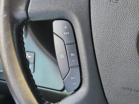 Used 2022 Chevrolet Express 2500 w/ Driver Convenience Package RWD image 19