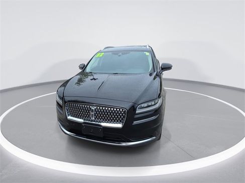 Used 2022 Lincoln Nautilus Reserve w/ Equipment Group 201A image 3