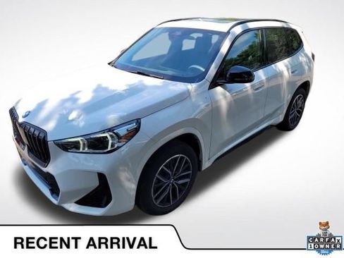 Used 2023 BMW X1 xDrive28i w/ M Sport Package AWD/4WD image 1