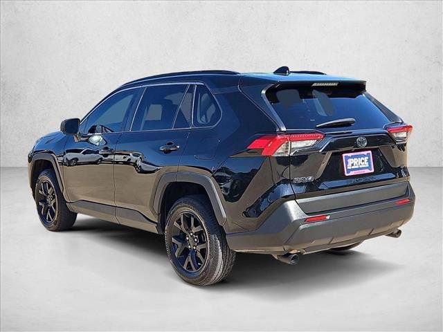 Used 2021 Toyota RAV4 LE FWD image 8