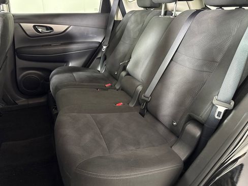 Used 2015 Nissan Rogue SV w/ SV Premium Package image 12