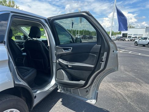 Certified 2024 Ford Edge SEL AWD/4WD image 22