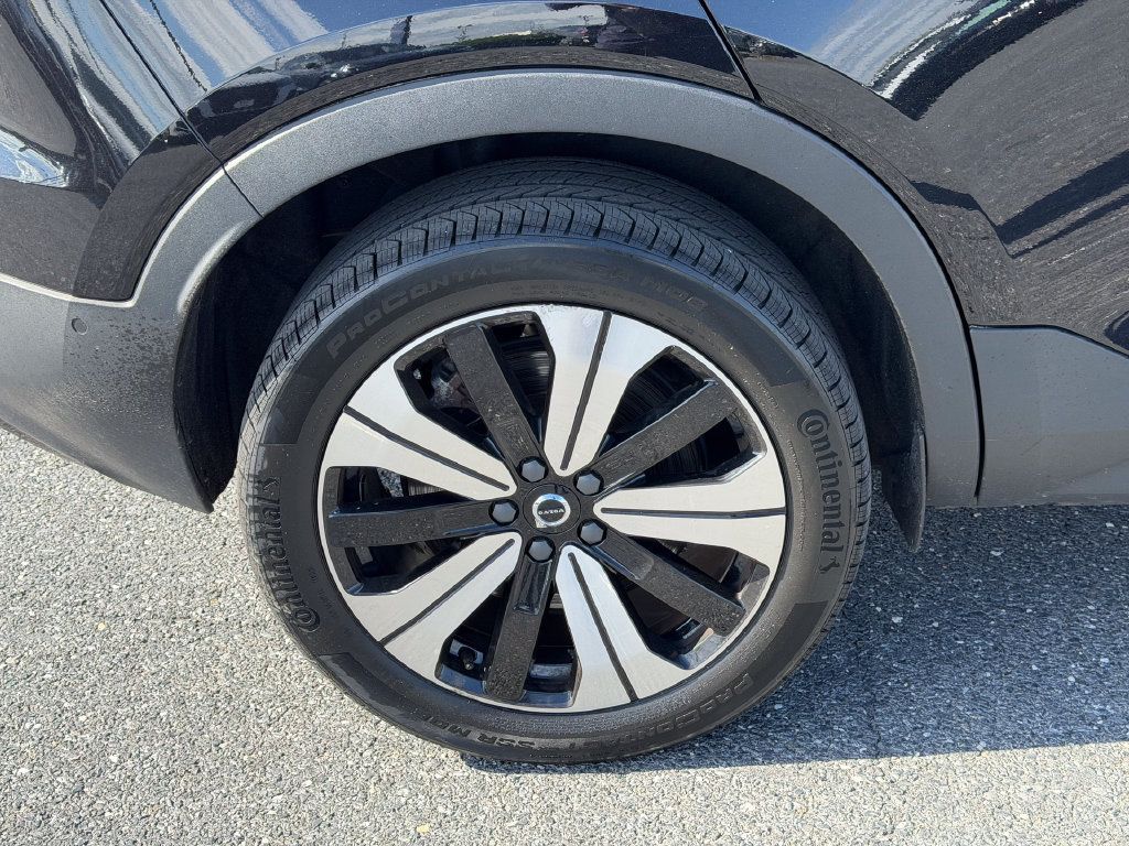 Certified 2023 Volvo XC40 Recharge Plus AWD/4WD image 13
