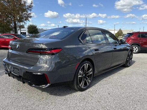 New 2026 BMW 740i image 3