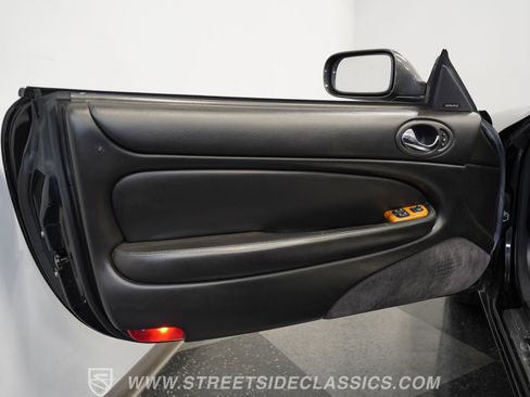 Used 2002 Jaguar XK8 Convertible image 29