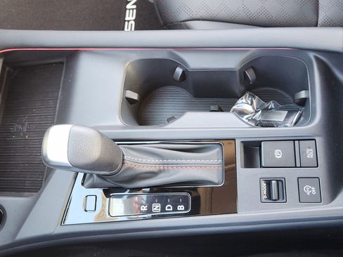 New 2026 Nissan Sentra SR w/ SR Premium Package image 19