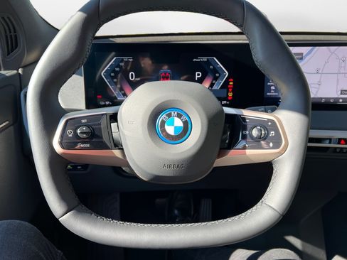 Used 2024 BMW iX xDrive50 w/ Sport Package AWD/4WD image 10