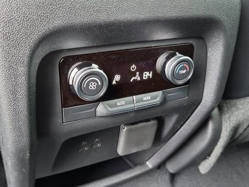 New 2026 Buick Enclave Preferred w/ Power Package image 9